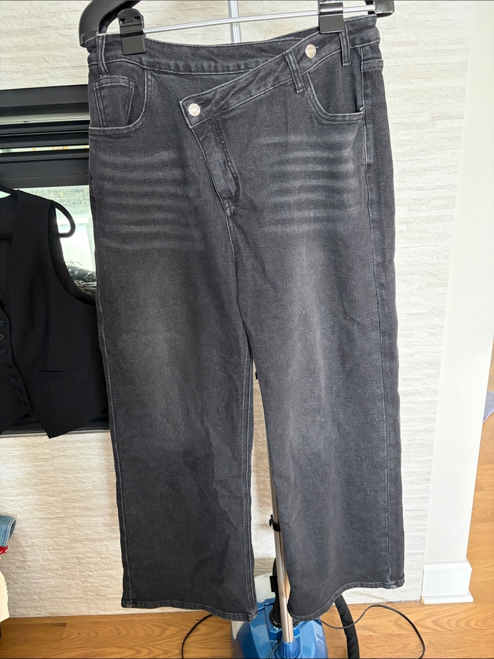 NWT Commense Black Relaxed Wide-Leg Jeans